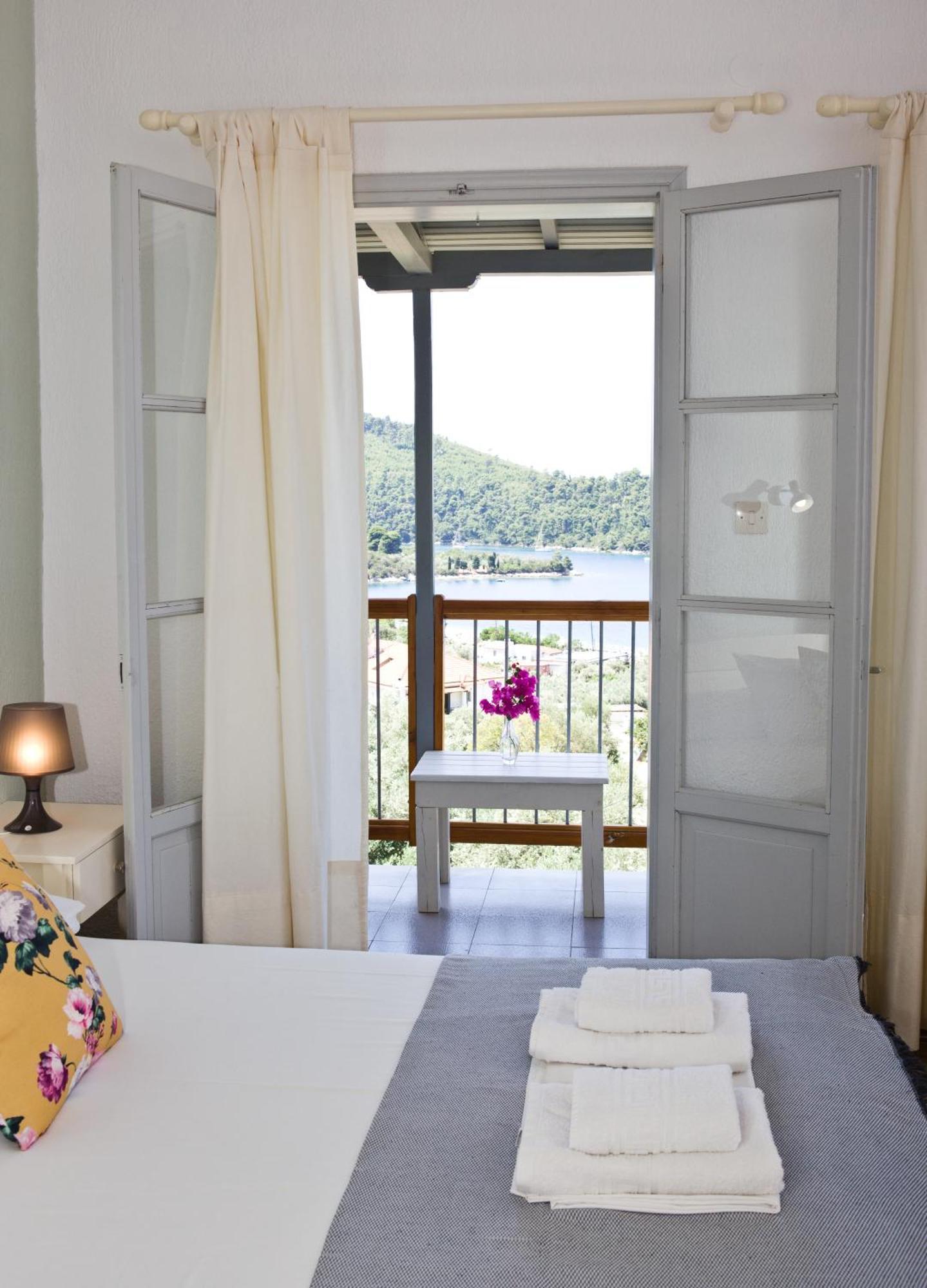 Skalopati Studios & Villa Panormos  Buitenkant foto